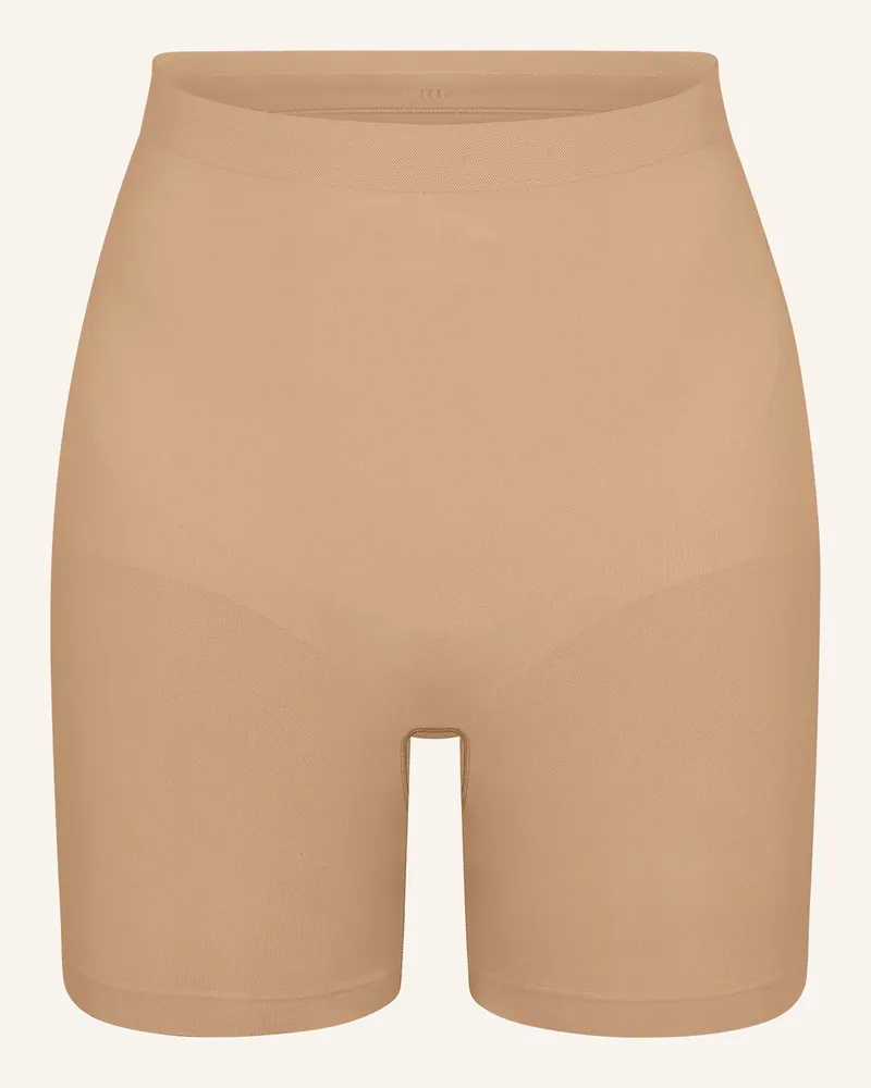 SKIMS Shape-Slip Seamless Sculpt beige Clay