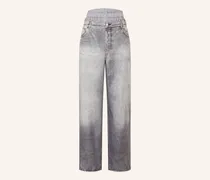 Straight Jeans