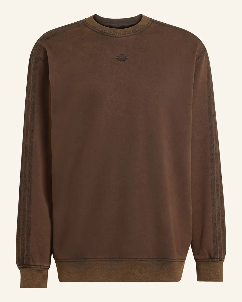 adidas PREMIUM ESSENTIALS RETRO WASHED SWEATSHIRT MIT RUNDHALSAUSSCHNITT Braun