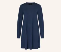 Strickkleid