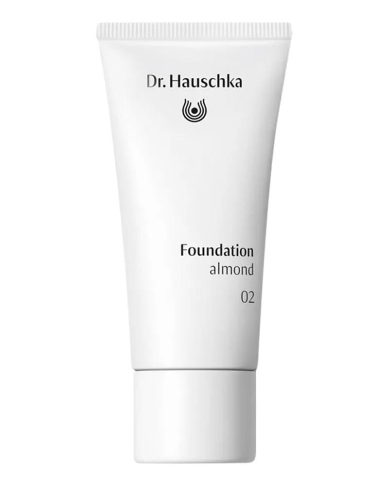 Dr. Hauschka FOUNDATION 02