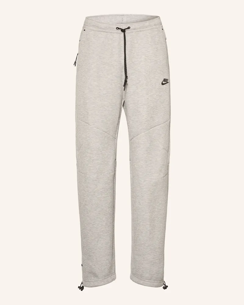 Nike Sweatpants Tech grau Hellgrau