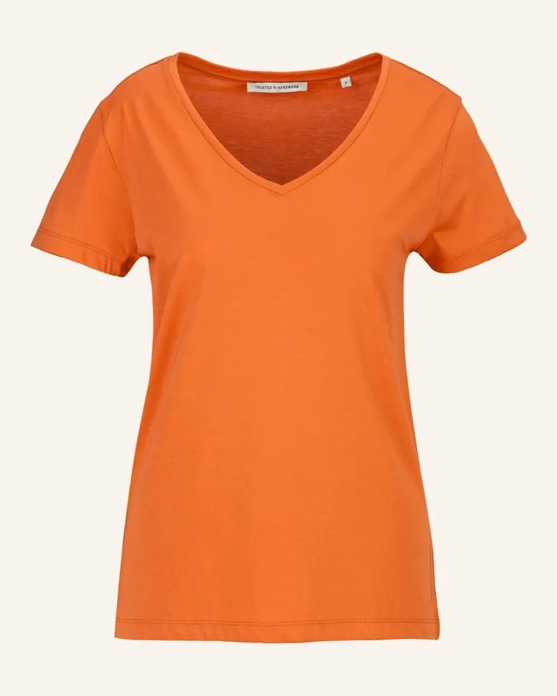 Trusted Handwork V-Neck 1/2-Sleeve T-Shirt Orange