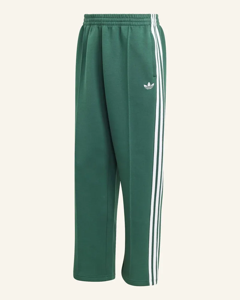 adidas Adicolor Spacer Baggy Trainingshose gruen Grün