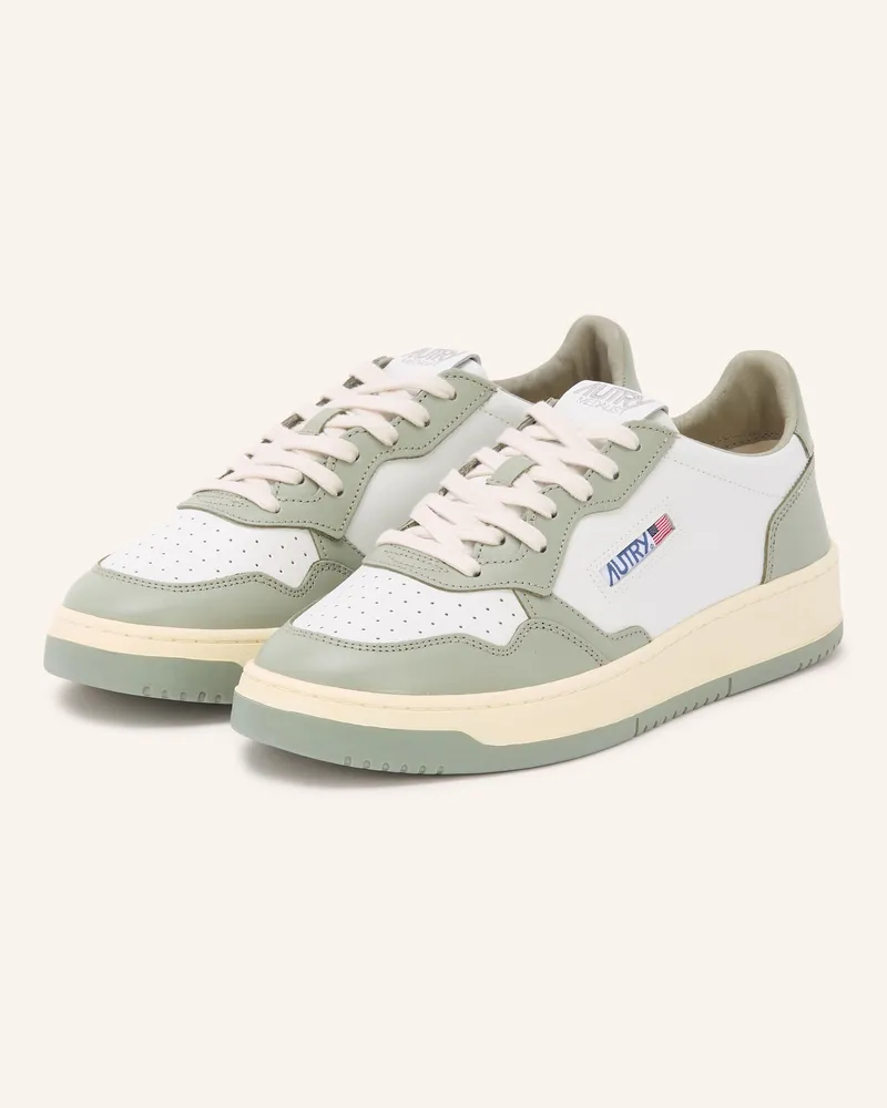 AUTRY Sneaker Medalist Low gruen Oliv