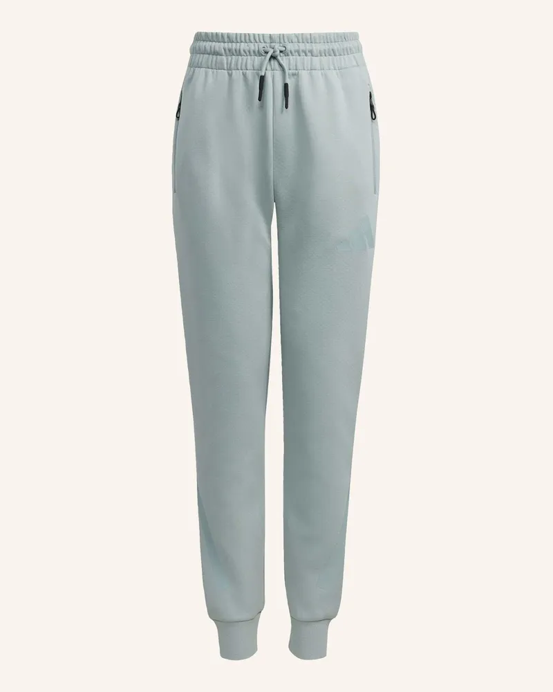 adidas ADIDAS Z.N.E. HOSE MIT SCHMAL ZULAUFENDER BEINFORM Grün