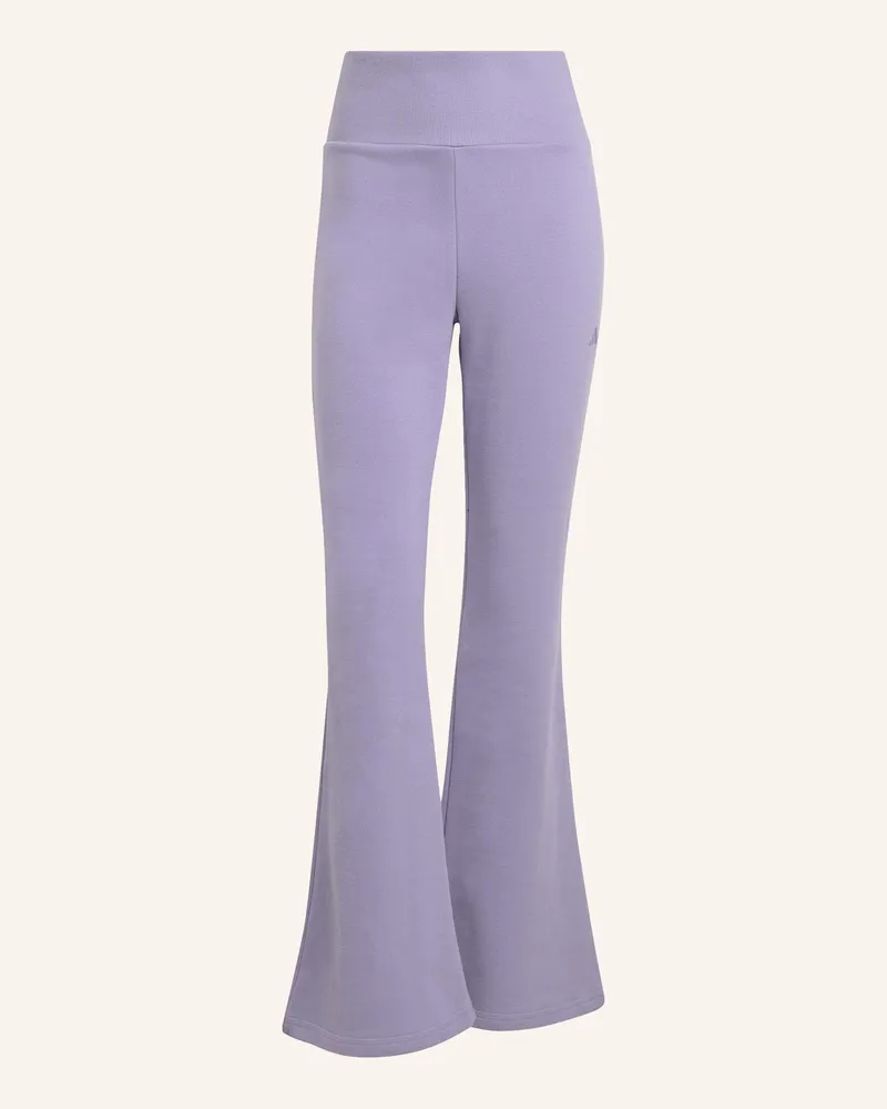 adidas SEASONAL ESSENTIALS FRENCH TERRY AUSGESTELLTE HOSE Lila