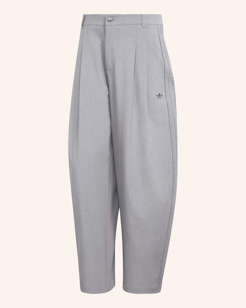 adidas Hose Oversized Fit Mit Galonstreifen grau Grau