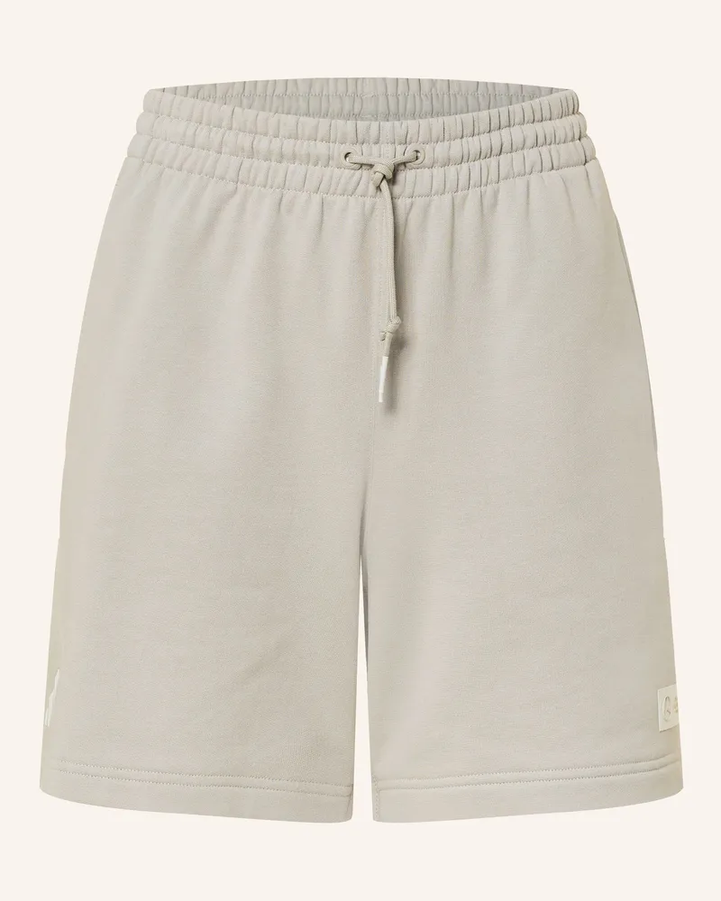 adidas Sweatshorts MERCEDES-BENZ AMG PETRONAS FORMULA ONE TEAM Taupe