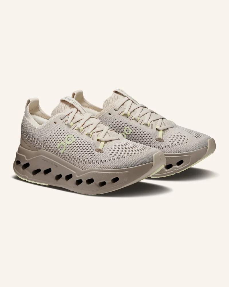 ON Laufschuhe CLOUDSURFER MAX Ecru