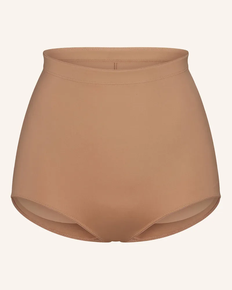 SKIMS Shape-Hose Body Butt Enchancing beige Sienna