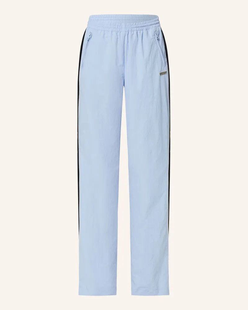 Guess Track Pants mit Galonstreifen Hellblau