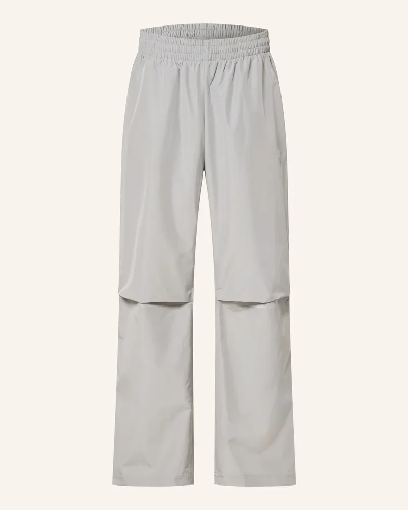 New Balance Track Pants Elusive Shell grau Grau