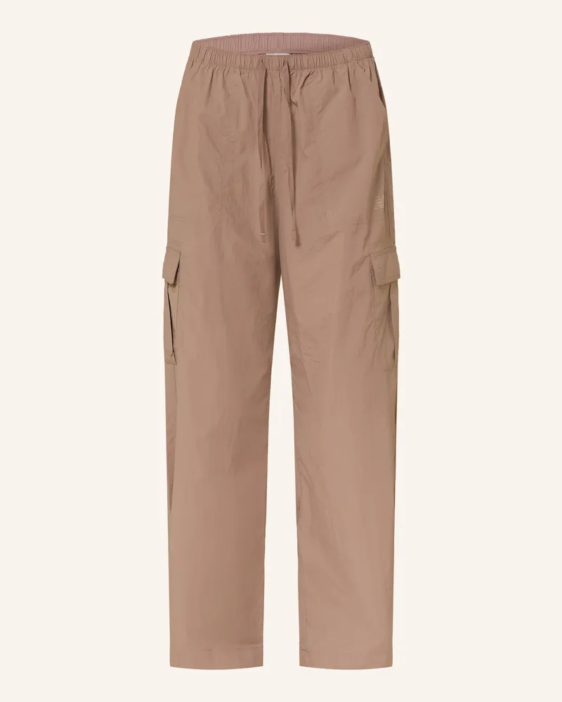 New Balance Trainingshose Woven Cargo rot Hellbraun