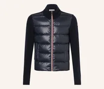 Daunenjacke im Materialmix