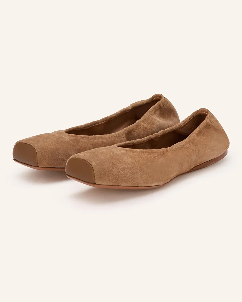 Alaïa Ballerinas Cognac