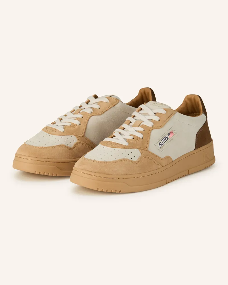 AUTRY Sneaker Medalist Low Ts braun Camel