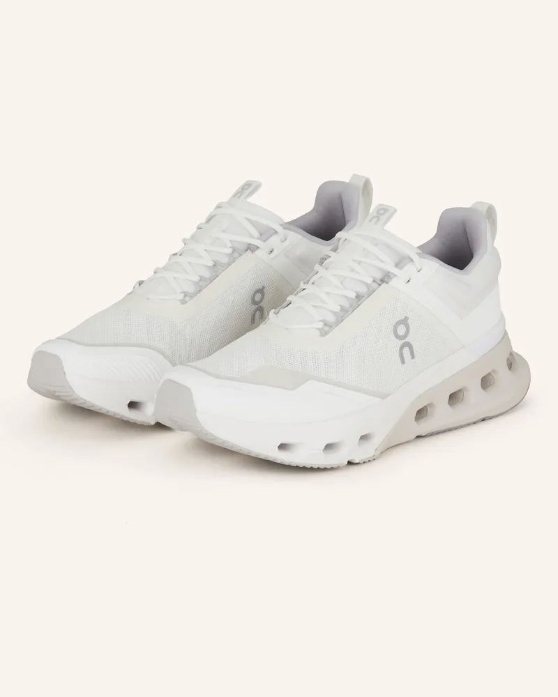 ON Fitnessschuhe Cloudnova X weiss Weiss