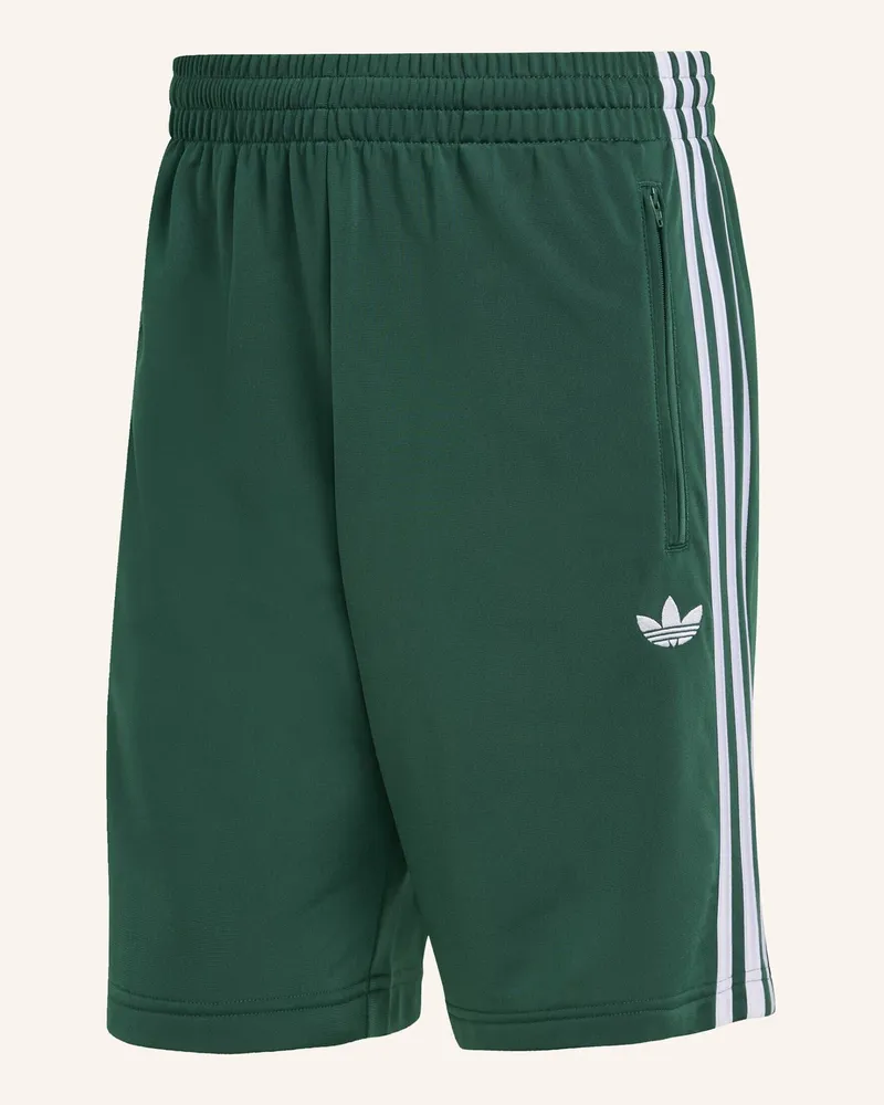 adidas Firebird Shorts gruen Grün