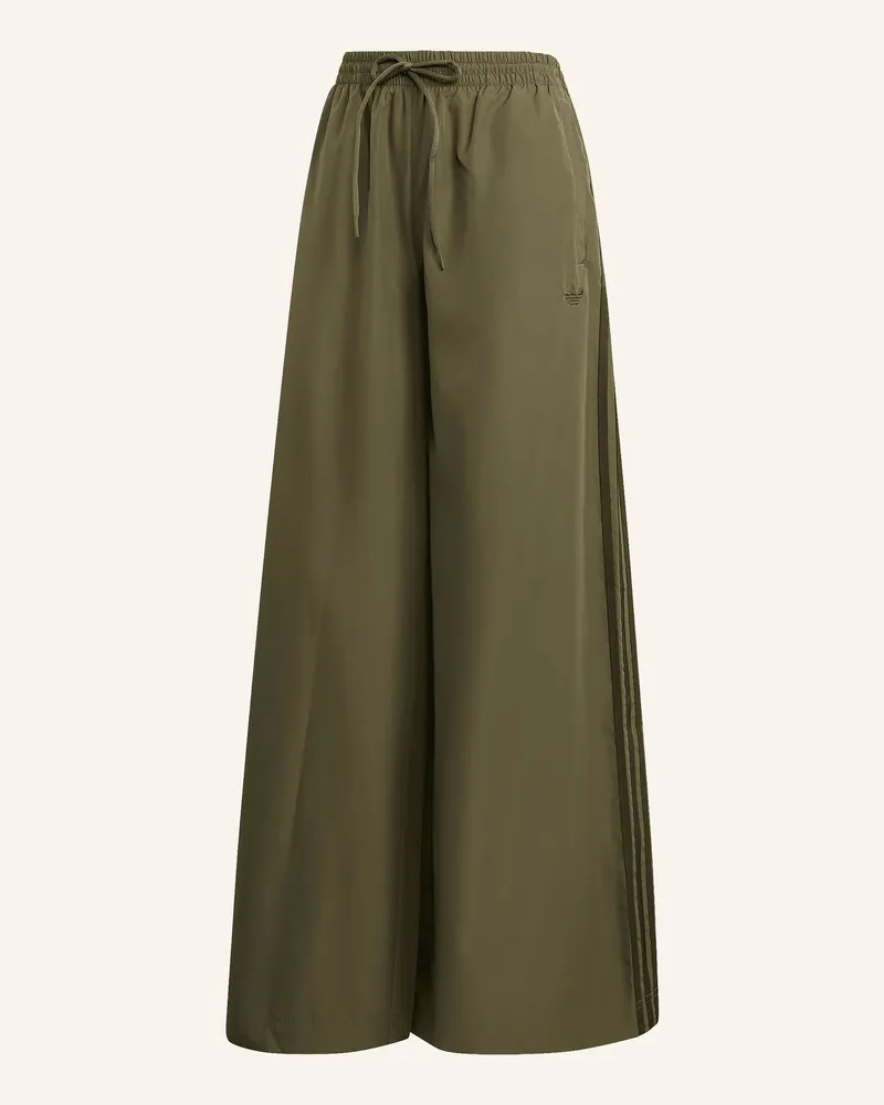 adidas Sweatpants Firebird gruen Oliv