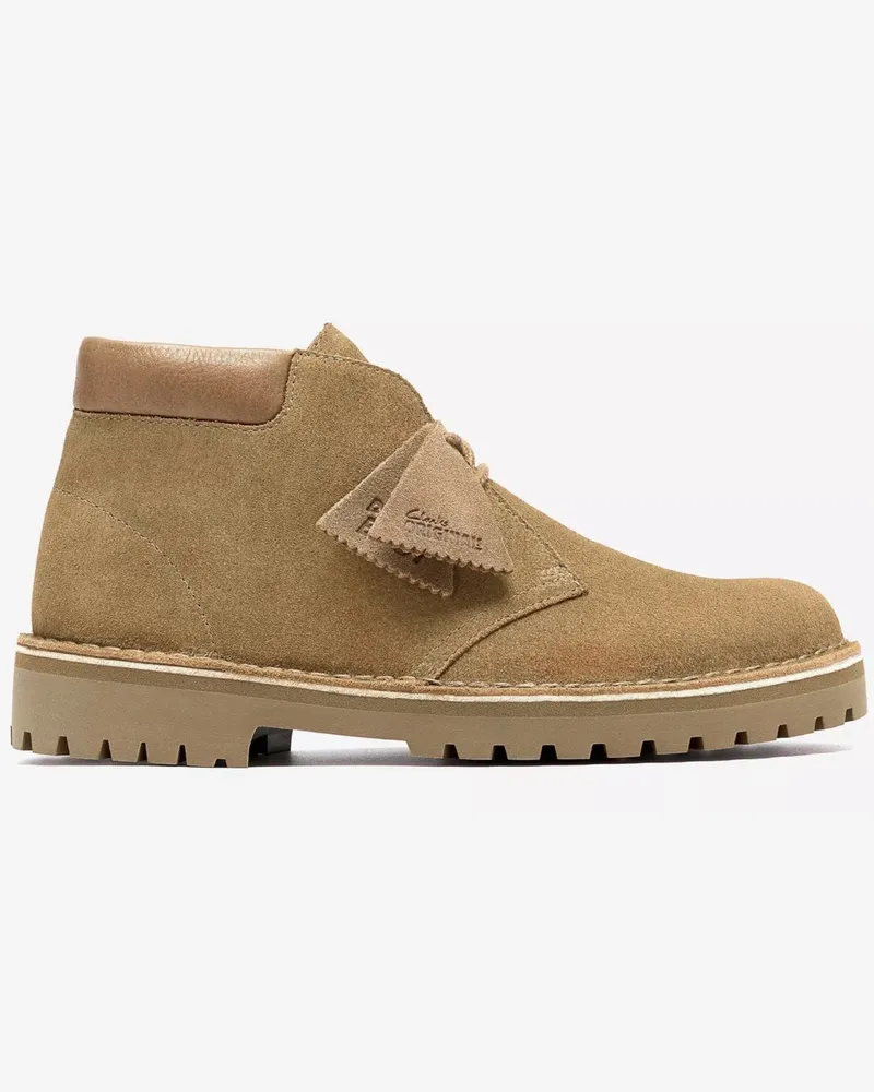Clarks Desert Boots aus weichem Wildlder mit gepolstertem Lederkragen in Hellbraun