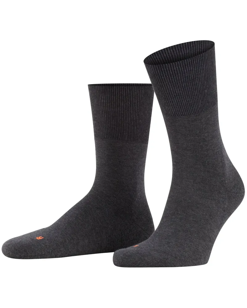Falke Socken Run Unisex aus einem Baumwoll-Mix in Anthrazit