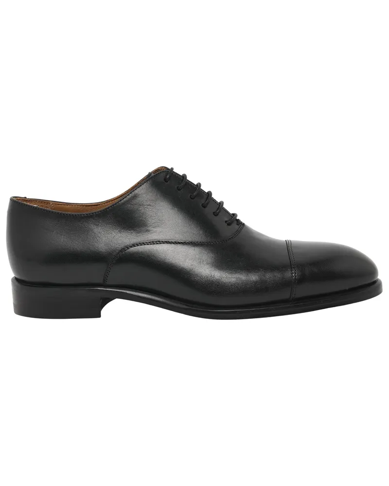 SCHUHE & HANDWERK Handgefertigte Wholecut Oxford-Schnürer Sören in Schwarz