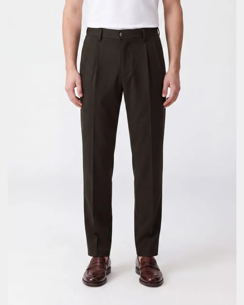 Incotex Maßgeschneiderte Hose mit geradem Bein aus Wollmischung mit Bundfalten Braun