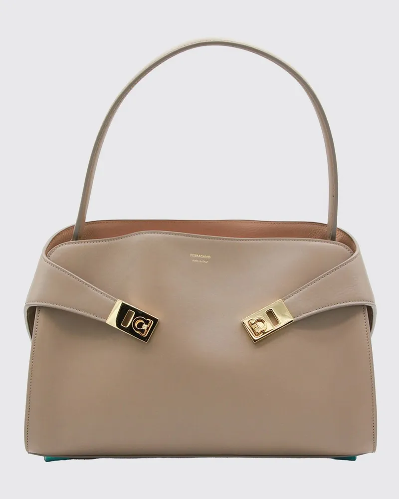 Ferragamo Hug Schultertasche Medium aus glattem Kalbsleder mit Patte Grau