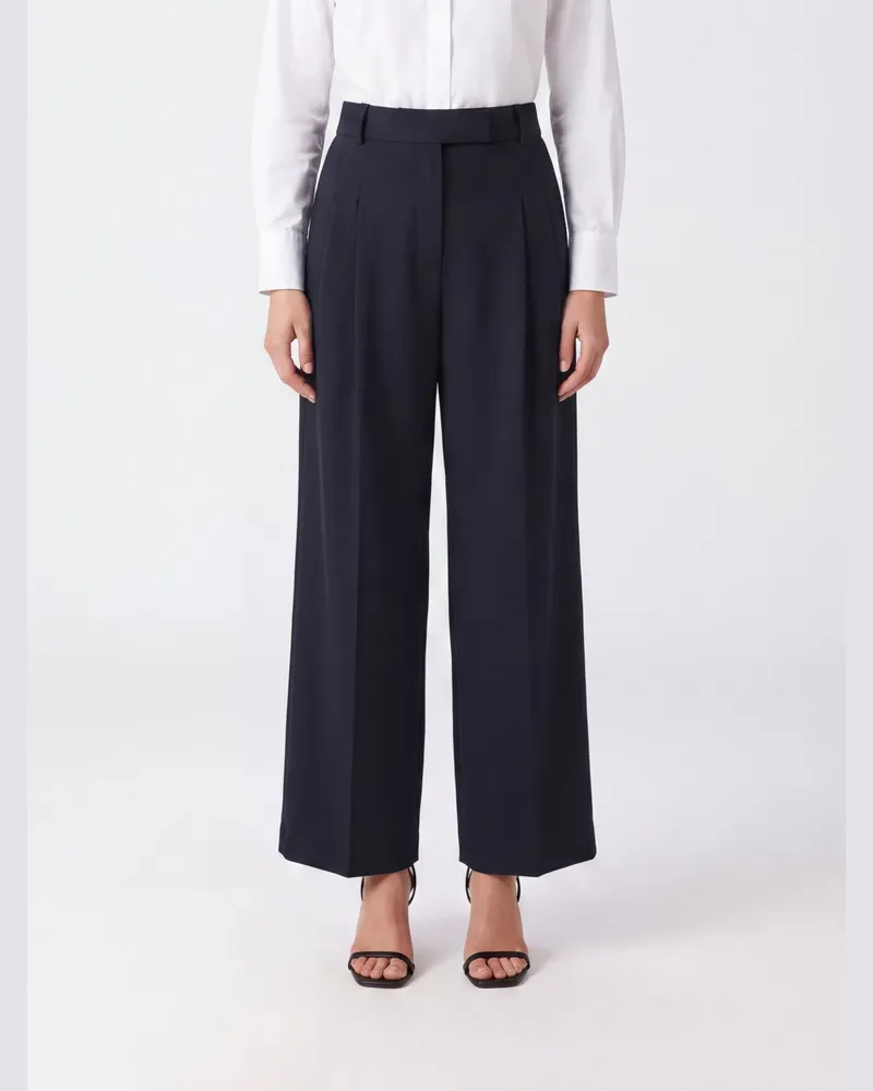 By Malene Birger Verkürzte, weit geschnittene Schneiderhose mit hoher Taille aus Crêpe Schwarz