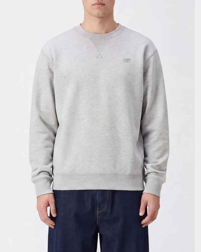 New Balance Athletics French Terry Rundhals-Sweatshirt in Relaxed Fit Grau