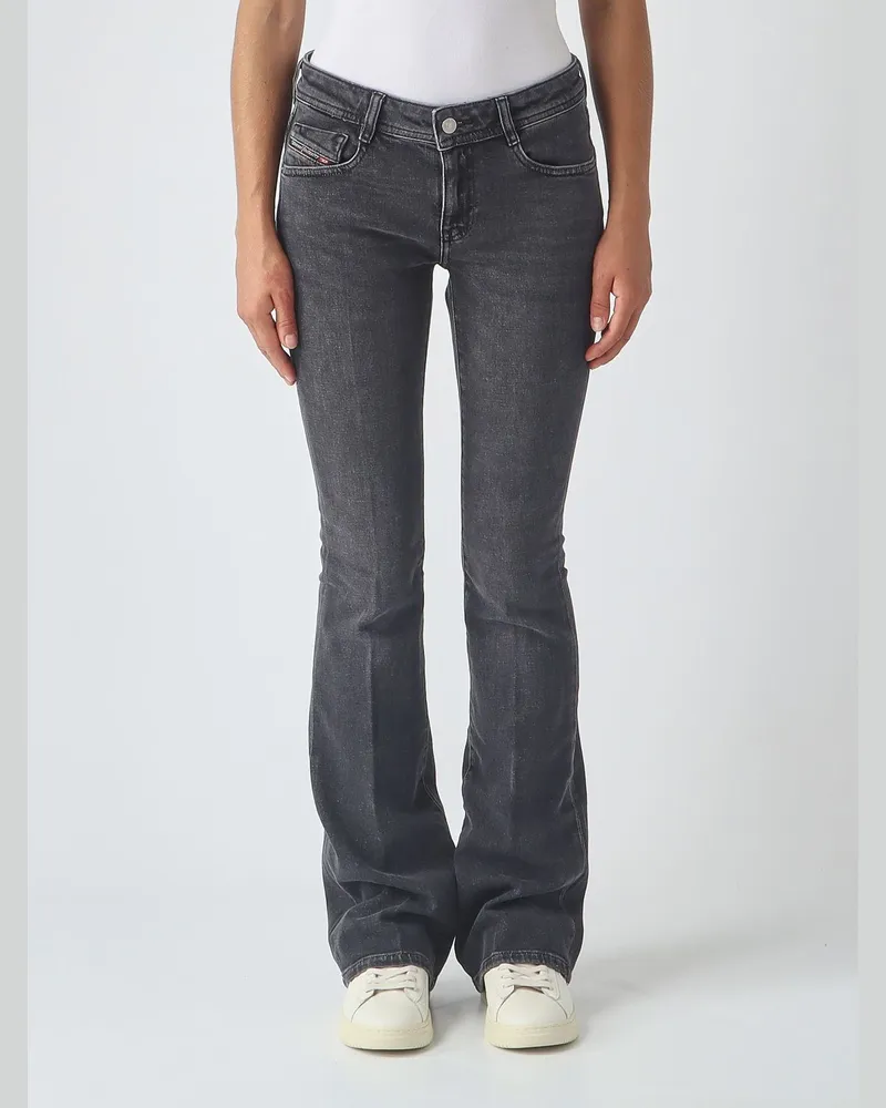 Diesel Hoch taillierte Flared-Jeans 1969 D-Ebbey aus Baumwolldenim Schwarz