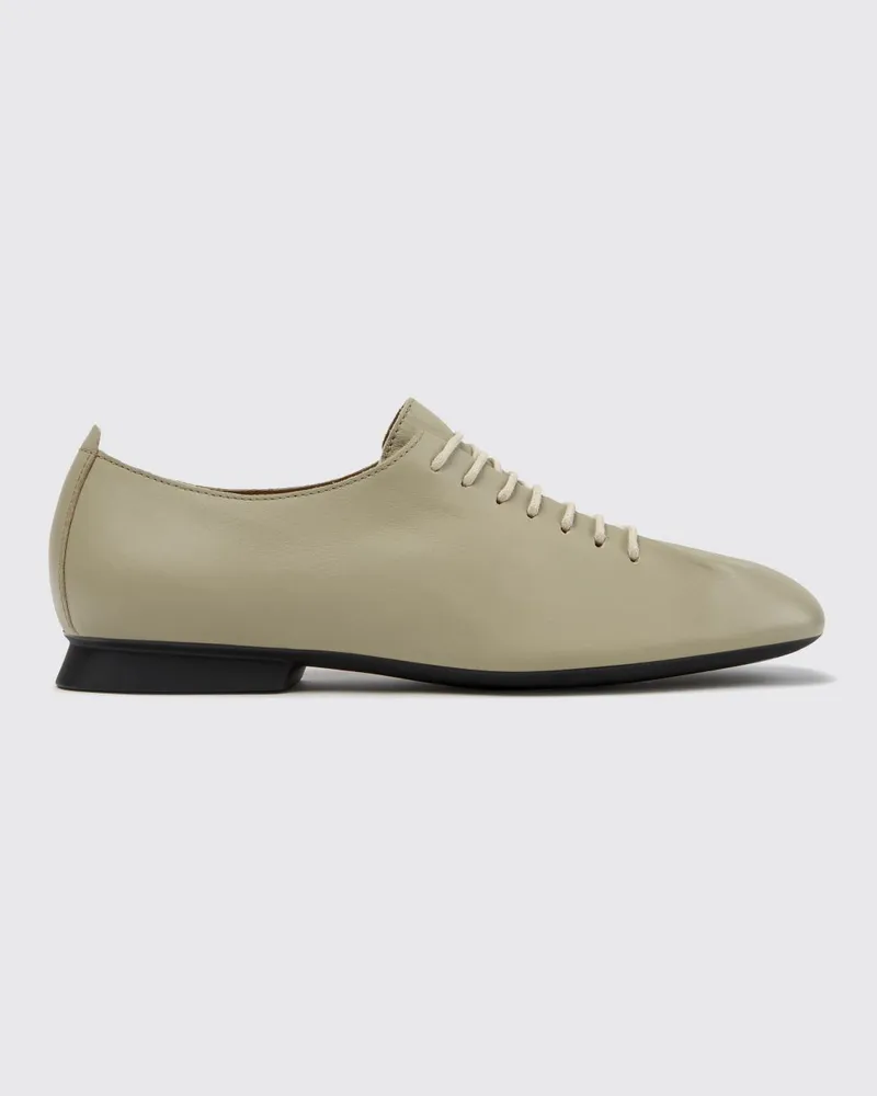 Camper Casi Myra Schnürschuhe aus Glattleder von mit niedrigem Absatz und runder Kappe Beige