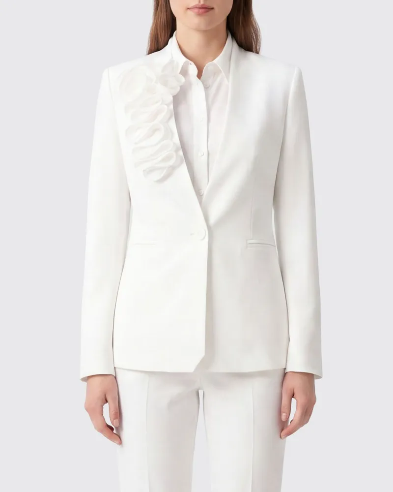 Hanita Kurzer Crêpe-Blazer mit Schalkragen und Blumenapplikation Cream