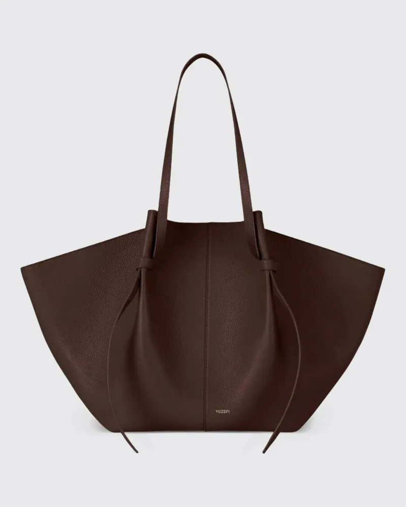 YUZEFI Große Mochi Schultertasche aus genarbtem Leder mit doppeltem Henkel Braun