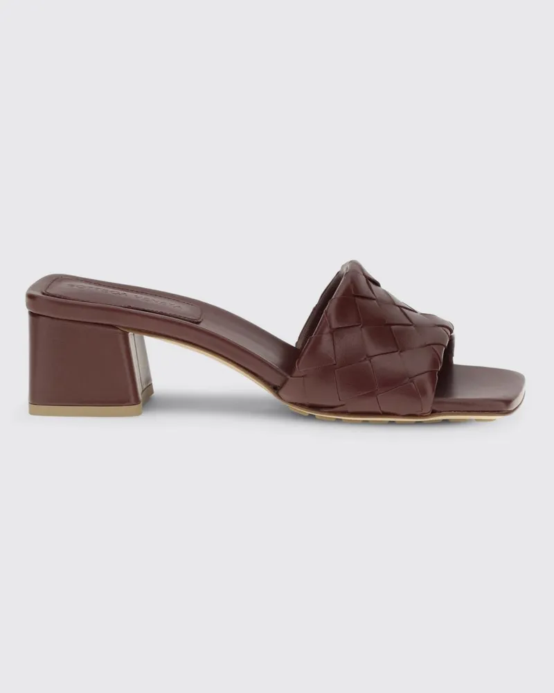 Bottega Veneta Parco Mules aus geflochtenem Leder Weinrot