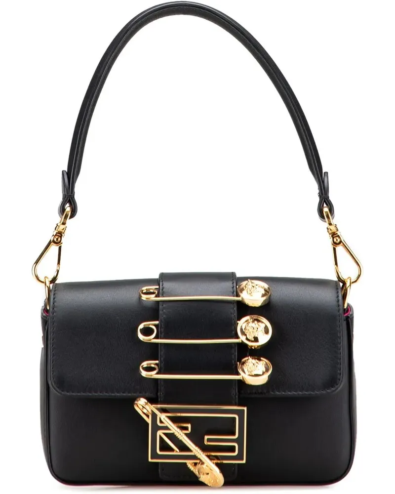Fendi Hobo Bags Versace Vitello Seta Fendace Mini Brooch Baguette schwarz Schwarz