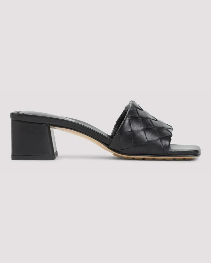 Bottega Veneta Sandalen Black Nappa Leather Kitten Heel Mule Sandal schwarz Schwarz