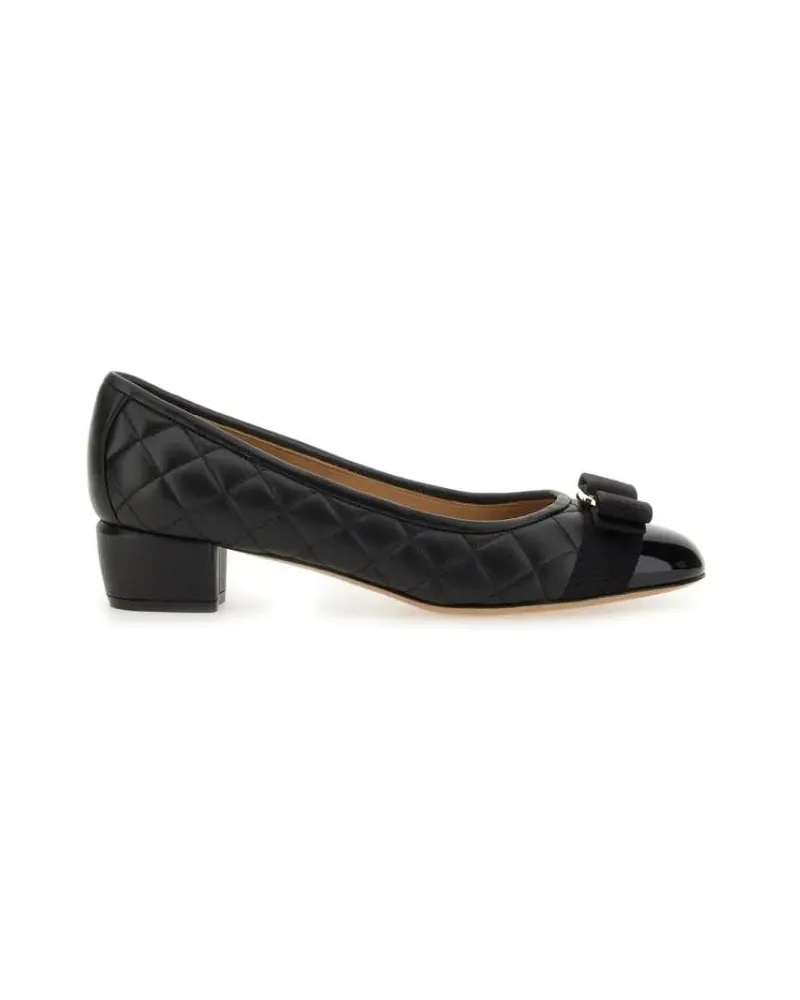 Ferragamo Bow Neckline Flats With Quilted Upper schwarz Schwarz