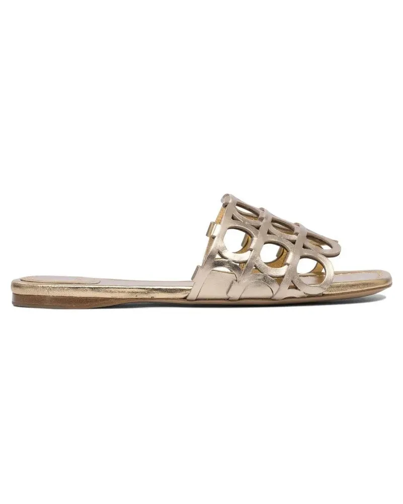 Ferragamo Sandalen Gold Leather Sandals With Cut-Out Design goldfarben 