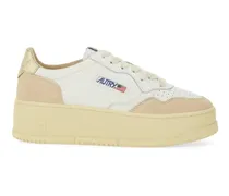 Low-Top Sneaker 