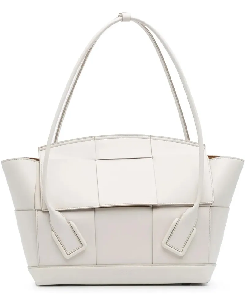 Bottega Veneta Shopper Medium Calfskin Maxi Intrecciato Arco Bag weiß Weiß