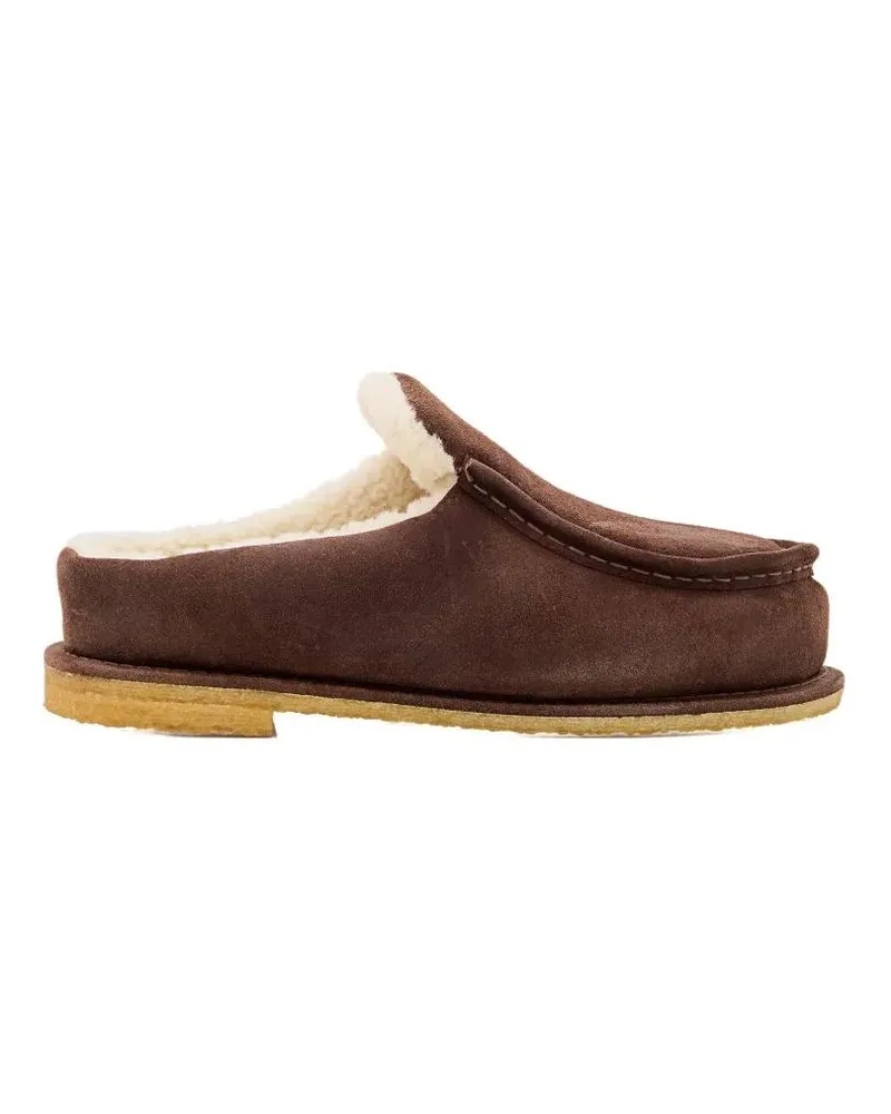 J.W.Anderson Slipper & Pantoletten Brown Suede Mules With Cozy Fur Interior And Embos braun Braun