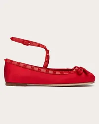 Valentino Garavani BALLERINA ROCKSTUD IN RASO E BORCHIE IN TONO Donna ROUGE PUR Rouge