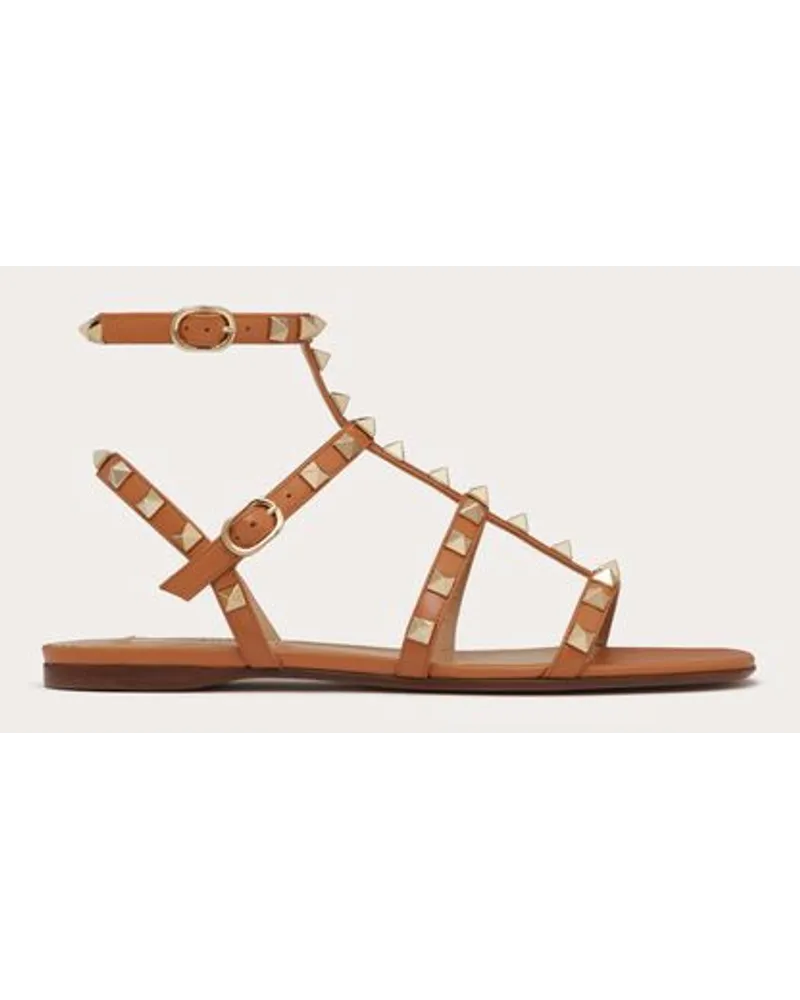 Valentino Garavani Sandalo Basso Rockstud In Vitello Con Cinturini Donna MANDORLA Mandorla
