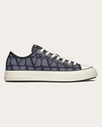 Valentino Garavani SNEAKER LOW-TOP TOTALOOP IN TESSUTO JACQUARD TOILE ICONOGRAPHE CON EFFETTO DENIM Uomo DENIM/NERO Denim