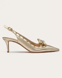 Valentino Garavani DÉCOLLETÉ SLINGBACK ROCKSTUD BOW IN NAPPA LAMINATA E BORCHIE IN TONO 60MM Donna PLATINO Platino