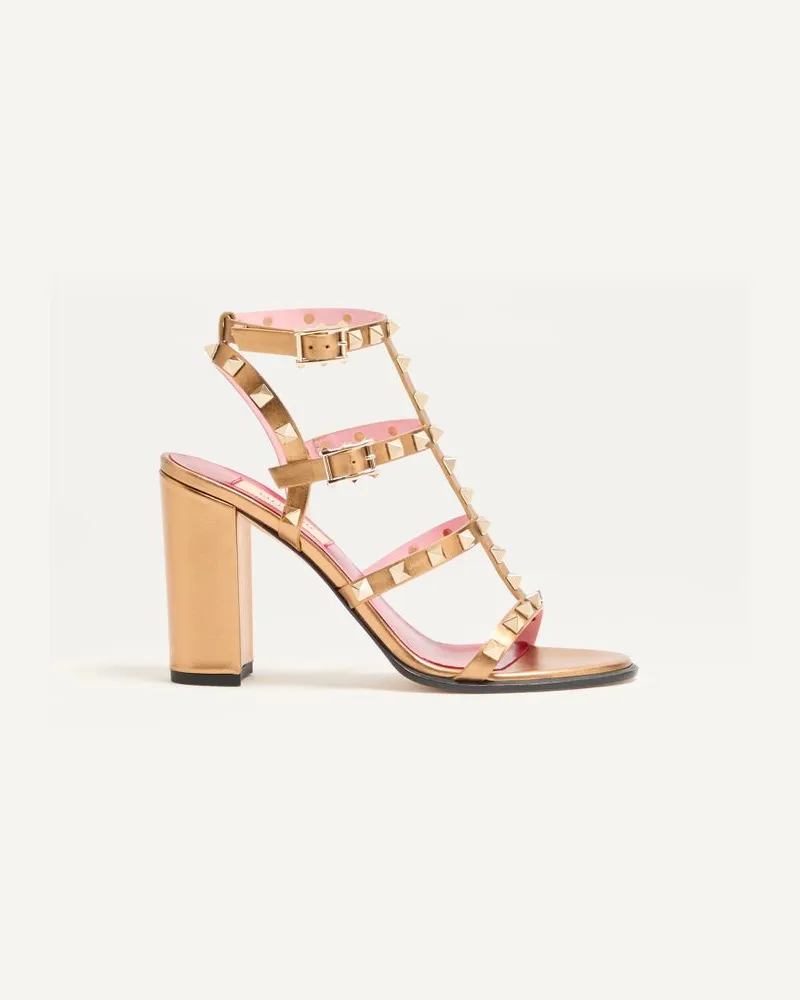 Valentino Garavani Sandalo Rockstud In Vitello Laminato Con Cinturini 90Mm Donna ORO Oro