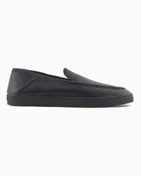 Giorgio Armani OFFICIAL STORE Galleria 3 Slip-on In Cervo Con Infilature Nero