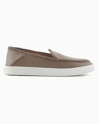 Giorgio Armani OFFICIAL STORE Galleria 3 Slip-on In Pelle Beige